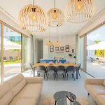 Villa Luxury Azure In Imotski, Wellness Oasis Zmijavci