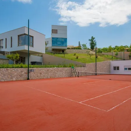 Villa Luxury Azure In Imotski, Wellness Oasis Zmijavci
