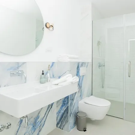Luxury Azure In Imotski, Wellness Oasis Villa